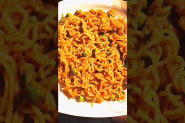 Desi tadka maggie recipe! Maggie Recipe🍜 #shorts #viral #maggie #recipe #food #youtubeshorts #foodie