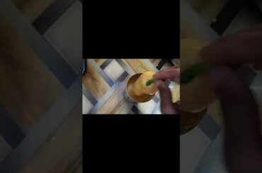 #shortsvideo # mirch kachatpta pakoda# mirch ka bharwa pakoda# mirch bda #mirchi receipe