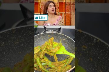 Janhvi Kapoor’s Special Green Chilli Recipe 😍 #shorts #celebritystyle #viralrecipe #food