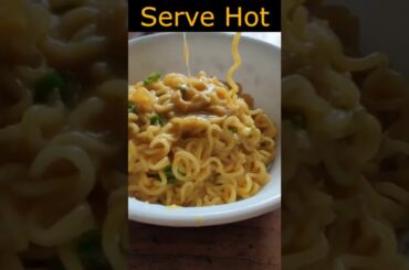 Cheesy Chilli Maggi Recipe 😋 | Spicy Cheese Maggi in 5 Minutes | Maggi Shorts