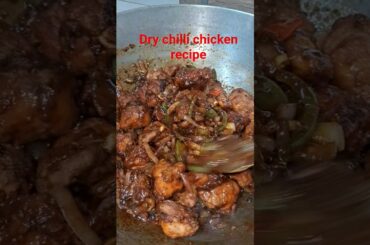 Dry chilli chicken recipe ll #youtubeshorts #ytshorts #shorts  #cooking #viral #soniakirasoighar