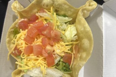 Mini taco salad please stay!