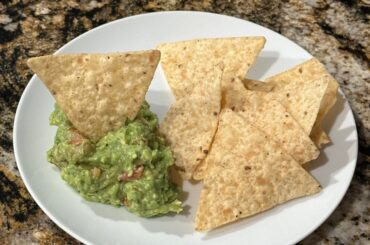 Quick NM Green Chile Guacamole