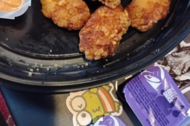 Bell Sauce is back!!! (Please don't take it away again!)