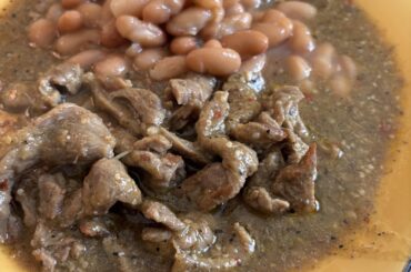 Carnita en chile verde..