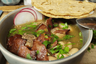 Carne en su jugo and a quesadilla last night dinner was delicious.