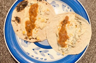 Tacos de rajas con crema