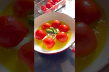 Viral Tomato Chutney #shorts #youtubeshorts #viral #recipe #tomatochutneyrecipe #food #recipe