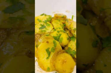Salt n pepper potatoes! You have got to try this! #youtubeshorts #potatorecipe #toddlerfood