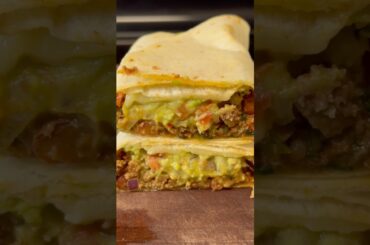 The Ultimate 5-Min High-Protein Beef & Chili Burrito 🌯 Quick Weeknight Dinner #shorts