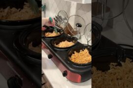 Crockpot + Souper Cubes = match made in heaven 😌😇 #mealprep #soupercubes #freezermeals