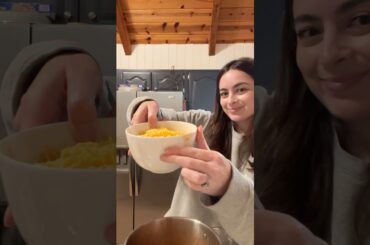 Homemade chili recipe 🥘 so yummy!! #shorts #chilirecipe #easymeals #dinner #food #foodie