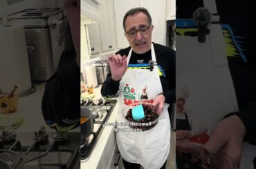 Yum Yum Yum delicious chili with fresh tomatoes You will be so happy you did #chili #beefchili