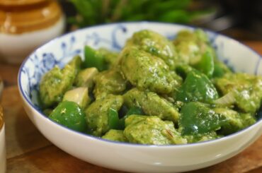 চিলি চিকেন তো মাঝে মধ্যেই খাওয়া হয় কিন্তু গ্রীন চিলি চিকেন কি কখনও খেয়েছেন ||Green Chilli Chicken