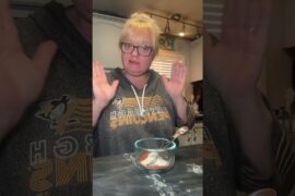 Homemade VS Store Bought - Taco Seasoning Recipe: 2tsp chili powder 1 1/3tsp paprika 1 1/2tsp cumin