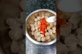 How to make soya chilli recipe #foodiecrazekitchen #viralvideo #trending #recipe #shortsfeed