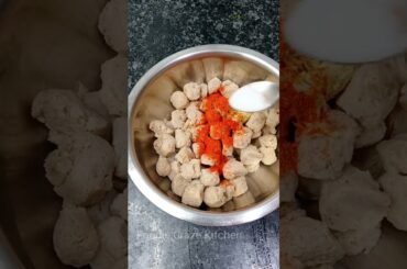 How to make soya chilli recipe #foodiecrazekitchen #viralvideo #trending #recipe #shortsfeed