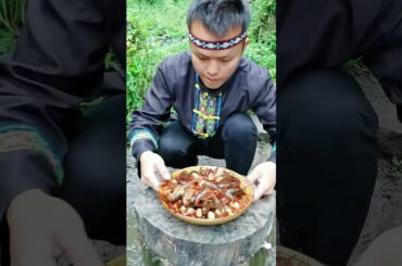 Steaming the lobster and adding roasted peppers – only one word can describe it: delicious!