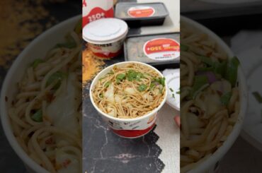 Chilli Garlic Noodles - Chinese Wok #shorts #noodles #chilligarlicnoodles