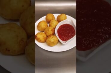 Instant Fresh Red Chilli Chutney Recipe | Gaon Style Teekhi Chutney#lax_poo #lalmirchchutney#shorts