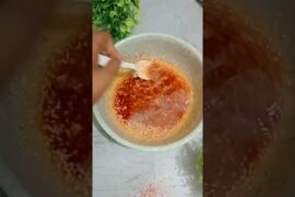Chili oil recipe 😋#yoitubeshorts #shorts #shortsviral #shortsfeed #shortvideo #trending #food