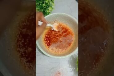 Chili oil recipe 😋#yoitubeshorts #shorts #shortsviral #shortsfeed #shortvideo #trending #food