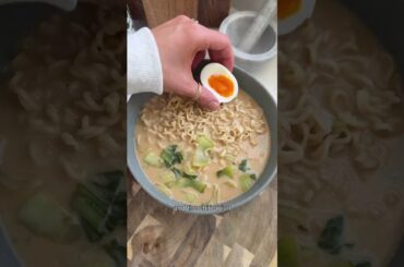 🍜 RAMEN SERIES: PART 2 🍜 CHILI ONION CRUNCH RAMEN Comment “RECIPE” and I’ll DM it right to