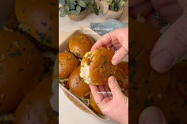 Garlic butter chilli lasagne beef sliders #highprotein #beefmince #sliders