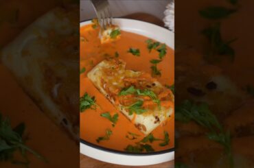 Paneer steak with Red bell pepper sauce🌶️ #paneerrecipes #paneersteak #cottagecheese #bellpeppers