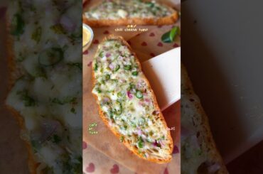 cafe at home ep.01: chilli cheese toast 🌶️🧀🥖