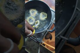 Capsicum Rings recipe 😋 #shorts #viral #capsicum #trending #thanaschef