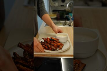 Crispy Eggplant Fries. Recipe ↓ #eggplant #fries #recipe #easyrecipe #snack #recipes #friesrecipe