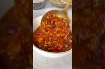 Budget-Friendly Hearty Chili for a Crowd 💰🍲 #recipe #easyrecipe