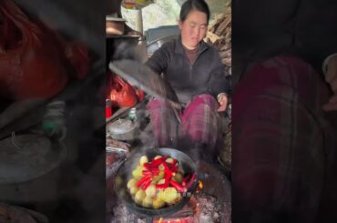 Spicy Meat & Egg Fry | Extreme Chinese Chili Cooking