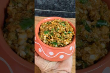 Instant Green chilli and garlic pickle recipe 😋 #shorts #ashortaday #shortsvideo #instantrecipe