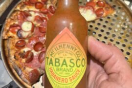 The scorpion is the chosen leader but habanero was stepped over. It's smaaart! It can do things! And it should have some respect.