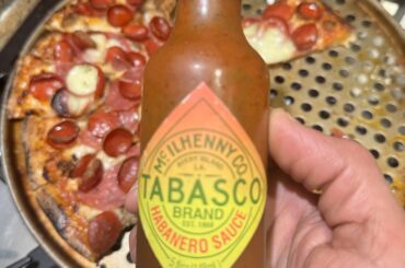 The scorpion is the chosen leader but habanero was stepped over. It's smaaart! It can do things! And it should have some respect.