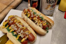 Spicy dogs with my favorite T0tsauce... la chancla