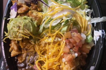 Carnita chicken bowl is the best thing on the menu atm