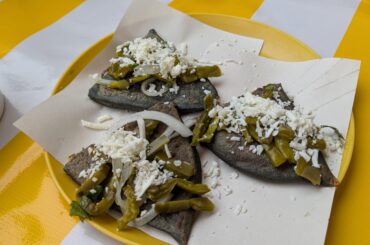 My first (half) tlacoyos, at a tianguis in CDMX