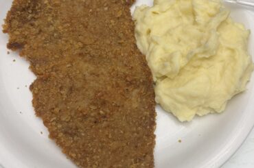 Milanesa con papas. Yes, traditionally this dish is served with fries, but the kitchen is for having fun with it!