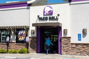 Yum Brands posts mixed quarter, Taco Bell shines