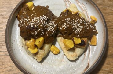 Fridge cleaning/leftover meal - couple of tlacoyos with nixtamalized pumpkin and pipian