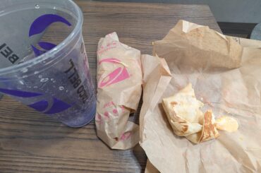 Paid for a medium drink they gave me a large W!