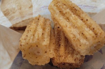 I tried these stuffed cream cheese churros. Oh my god! I love them but why do they have to be so small?