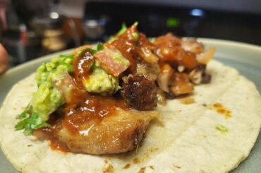 Braised Pork trotters and hocks estilo Oaxaca.