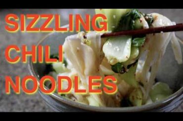 Authentic Biang Biang Noodles – Sizzling Oil-Splashed Chili Recipe 🔥