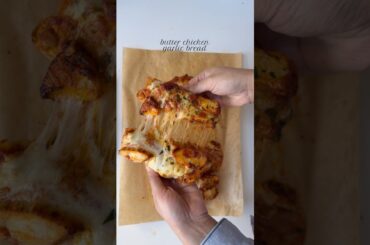 Butter chicken garlic bread 🥖