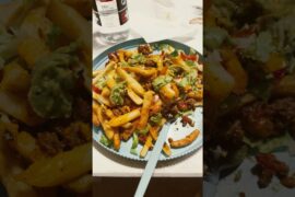 SLOPPY JOE CHILLI CHEESE FRIES SURPIME #eating #viralfoodshorts #short #foodie