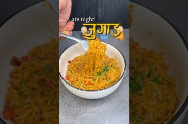 Spicy chilli garlic maggie noodles 🍜 #maggi #maggie #maggirecipe #chilligarlicnoodles #maggimasala